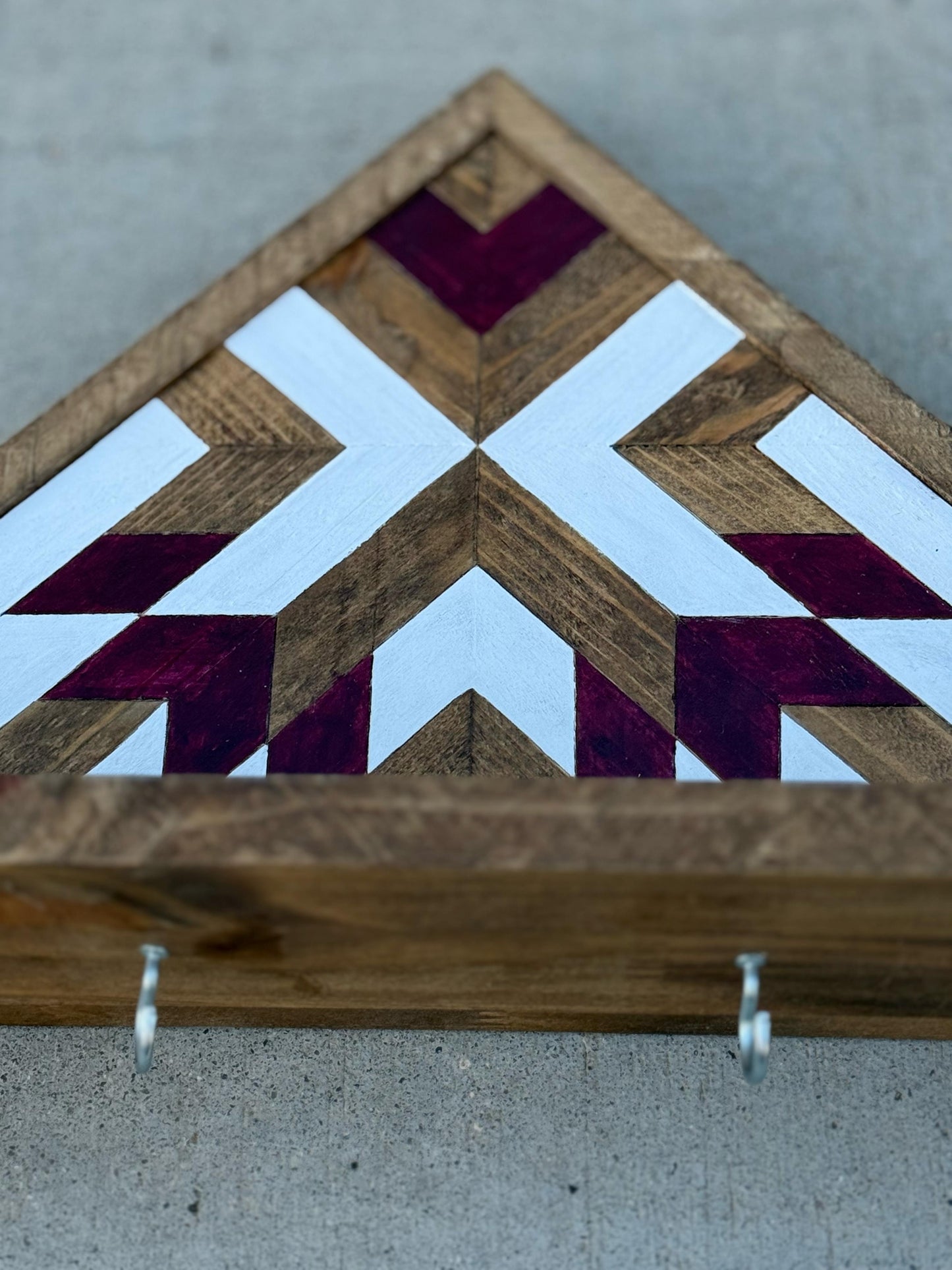 Personalized Wooden Key Holder, Custom Family Key Hanger, Wood Key Rack, Wooden Hooks, Decorative Wall Coat Hooks, Wall Mount, Geometric