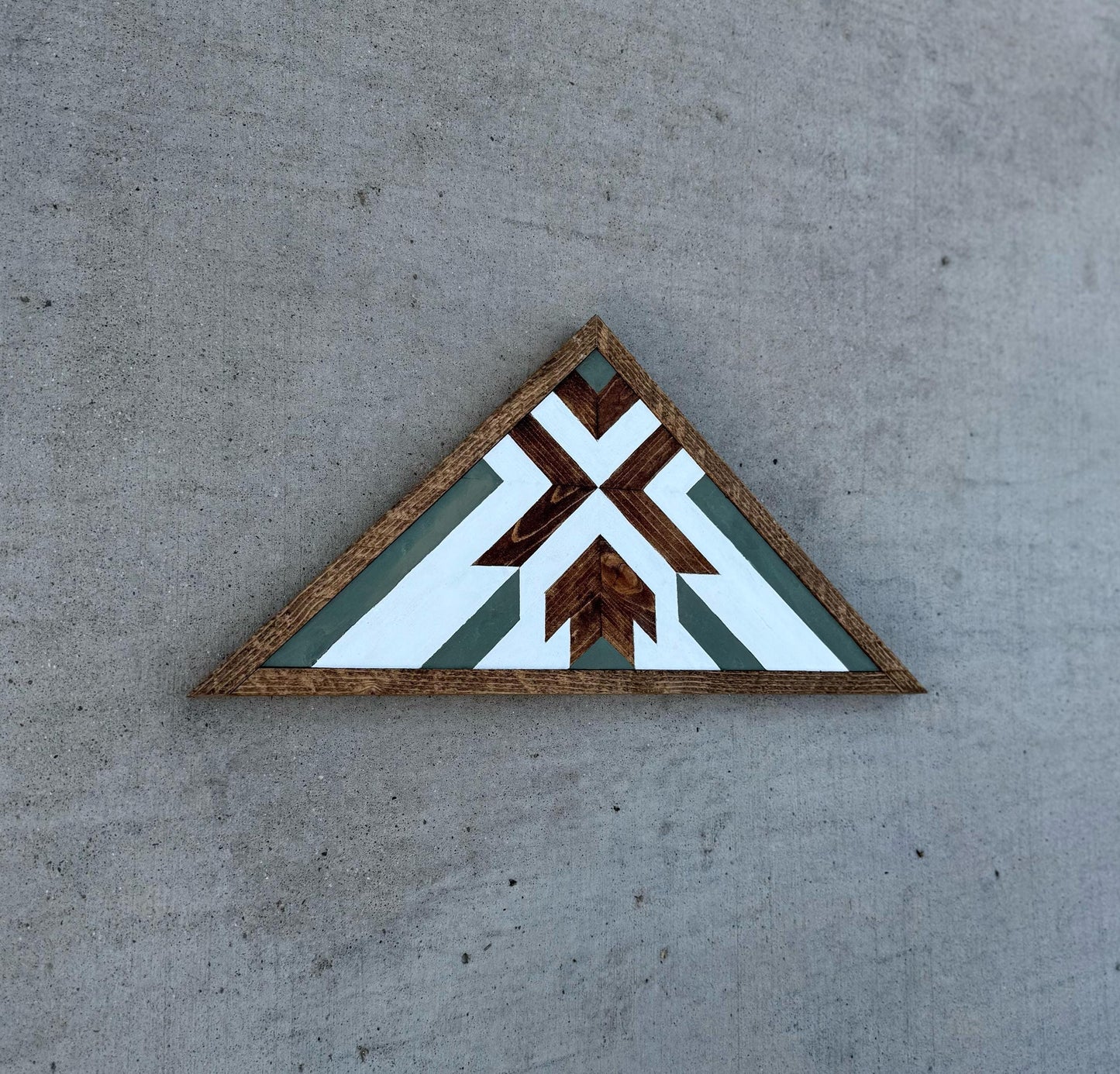Modern Farmhouse Wood Wall Art/Modern Rustic Wall Hanging/Personalized Wooden Wall Art /Triangle Boho Home Decor/Geometric Design